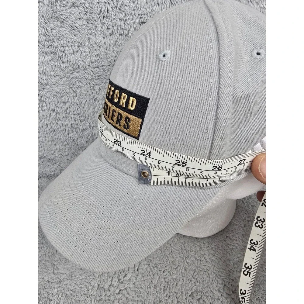 ​Adidas Wofford Terriers FlexFit Fitted Cap Hat Gray Black Gold Mens Size S/M